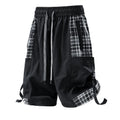 Men's plaid stitch casual cargo shorts in loose fit with multiple pockets