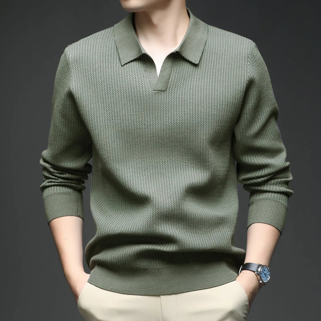 Men's loose-fit casual pullover sweater in a polyester, viscose and nylon blend, shown in green colour.
