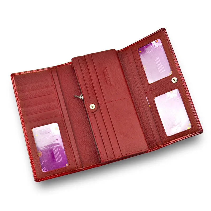Genuine leather women's coin purse with crocodile pattern patent finish in wine red colour