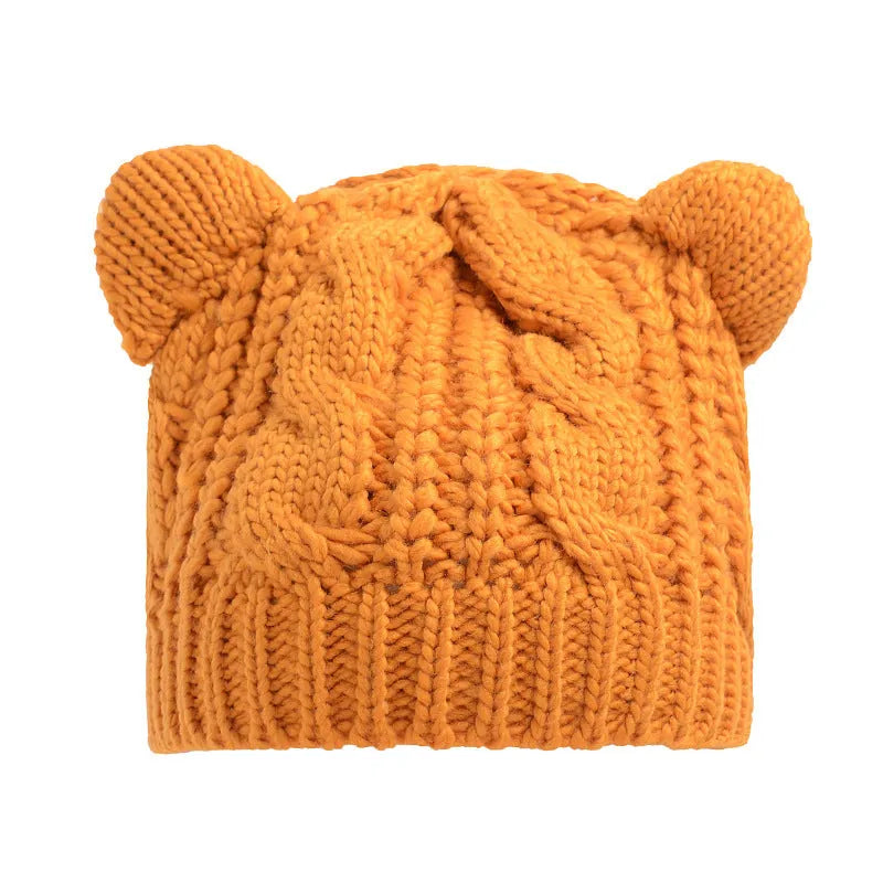 Hand made knitted cat ear winter beanie in five colours: red, black, beige, coffee, yellow.