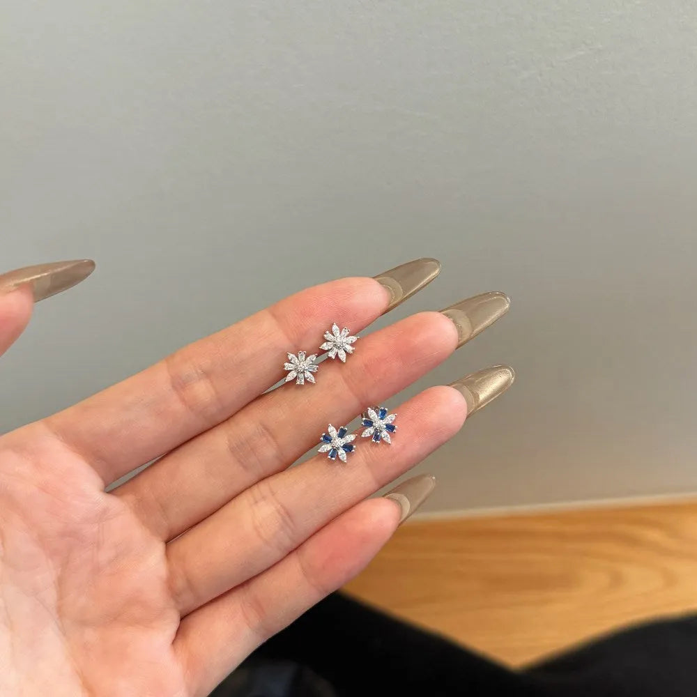 S925 sterling silver stud earrings with snowflake Mori style design in platinum white diamond colour