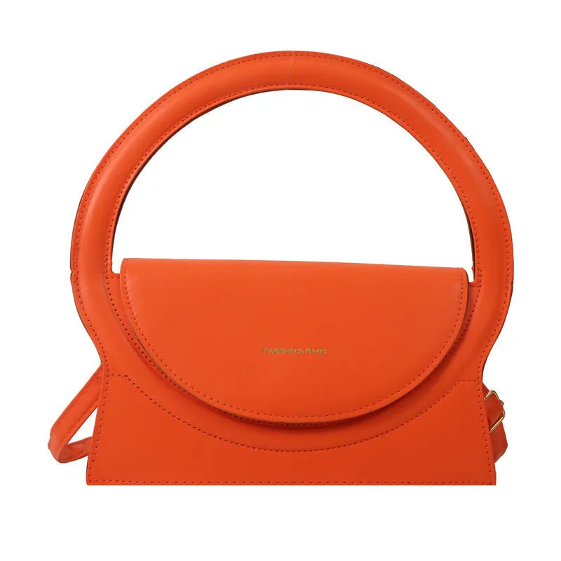 Horizontal square messenger bag in PU leather with sandwich pocket and stitching details