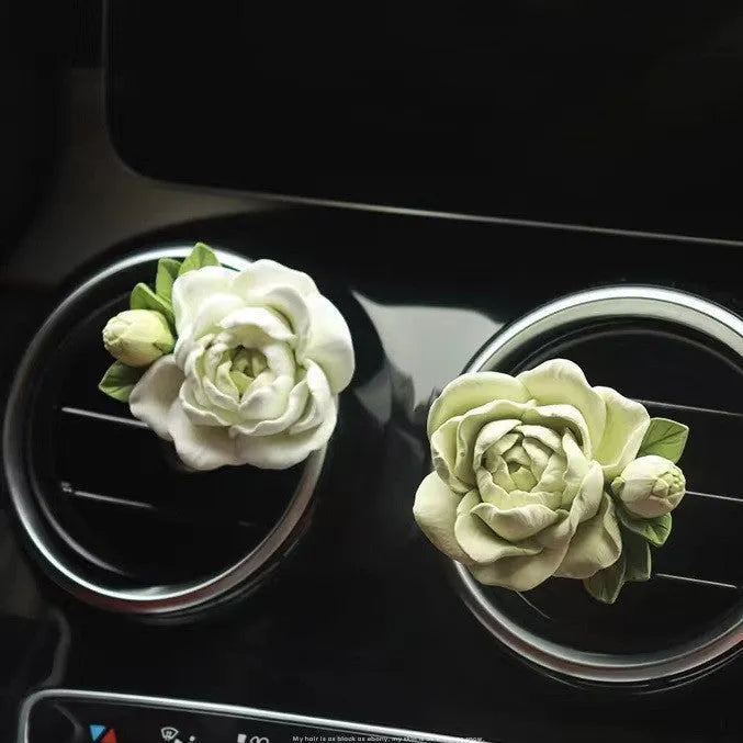 Jasmine solid car perfume diffuser on air vent with 5 * 4.5 cm gypsum unit and essential oil bottle