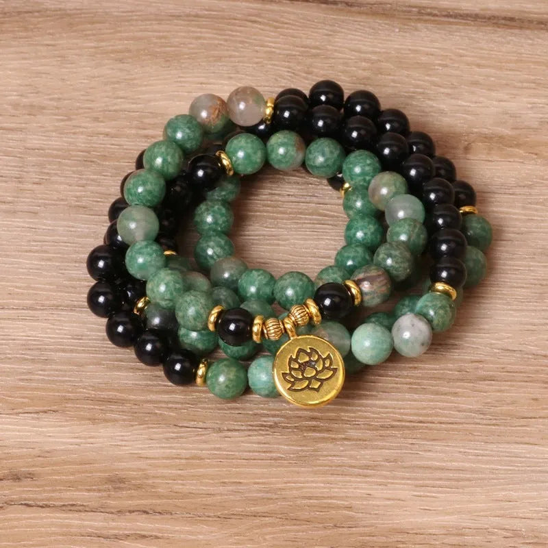 Green and black elastic beaded bracelet with alloy construction and natural style