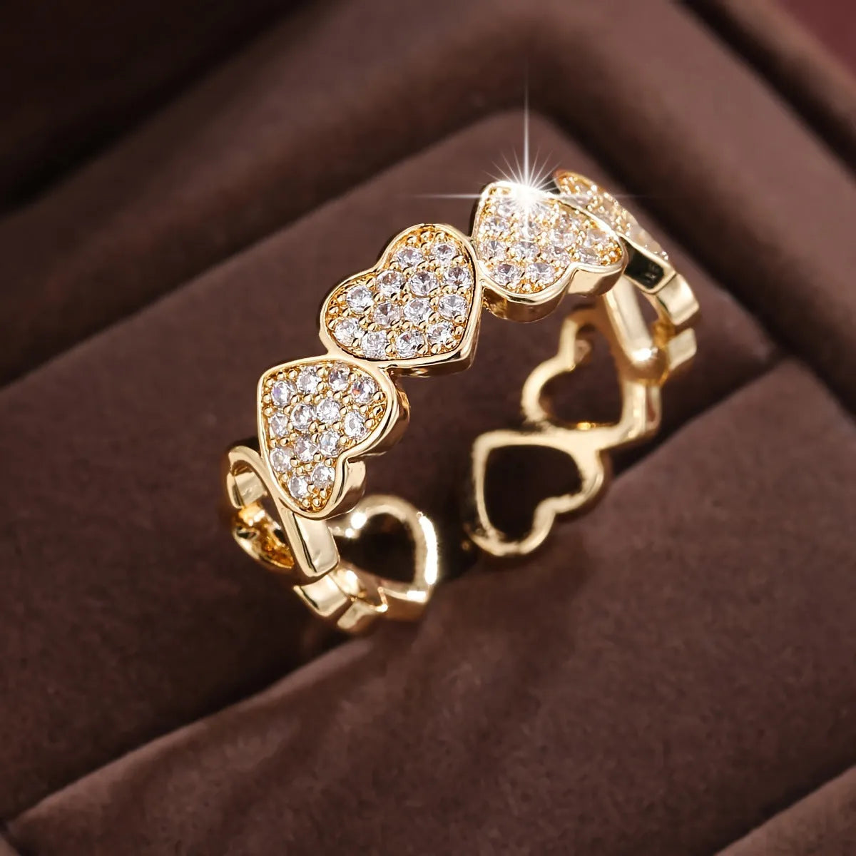 Adjustable opening copper couples ring with heart geometry in gold or silver colour