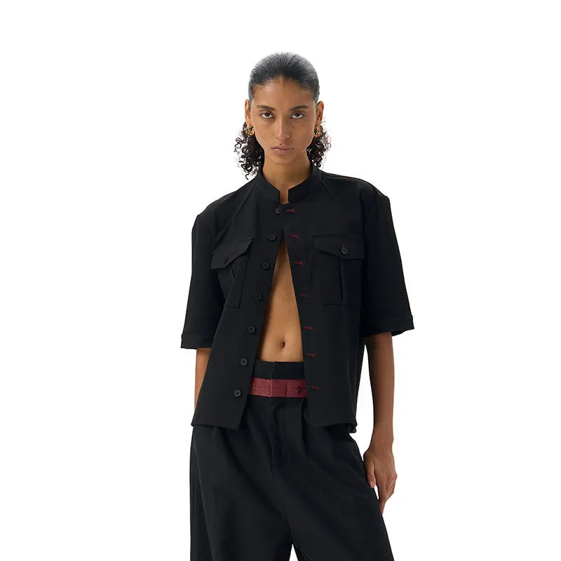 Black handmade hunting shirt with half sleeves, shirt collar, and single-breasted placket