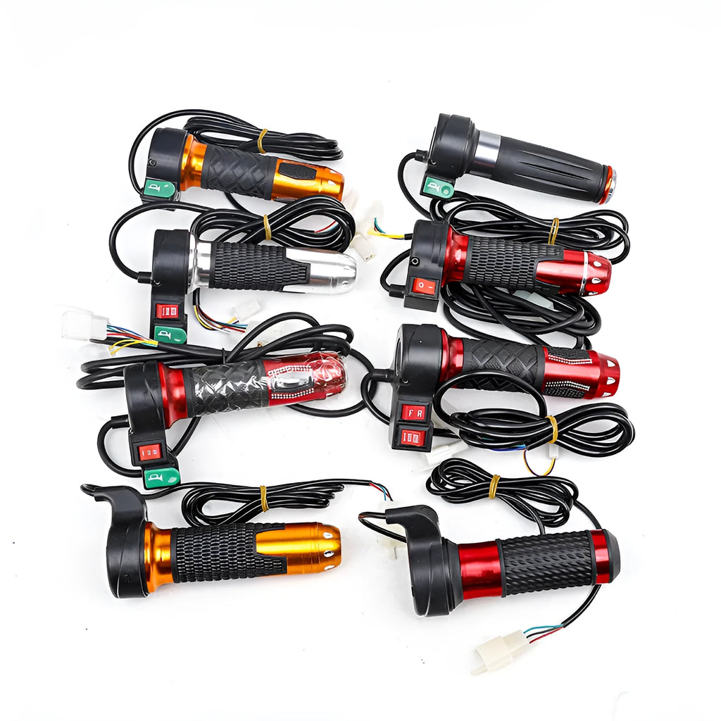 Plastic three-wheel electric car accelerator handle with three-speed rotating mechanism