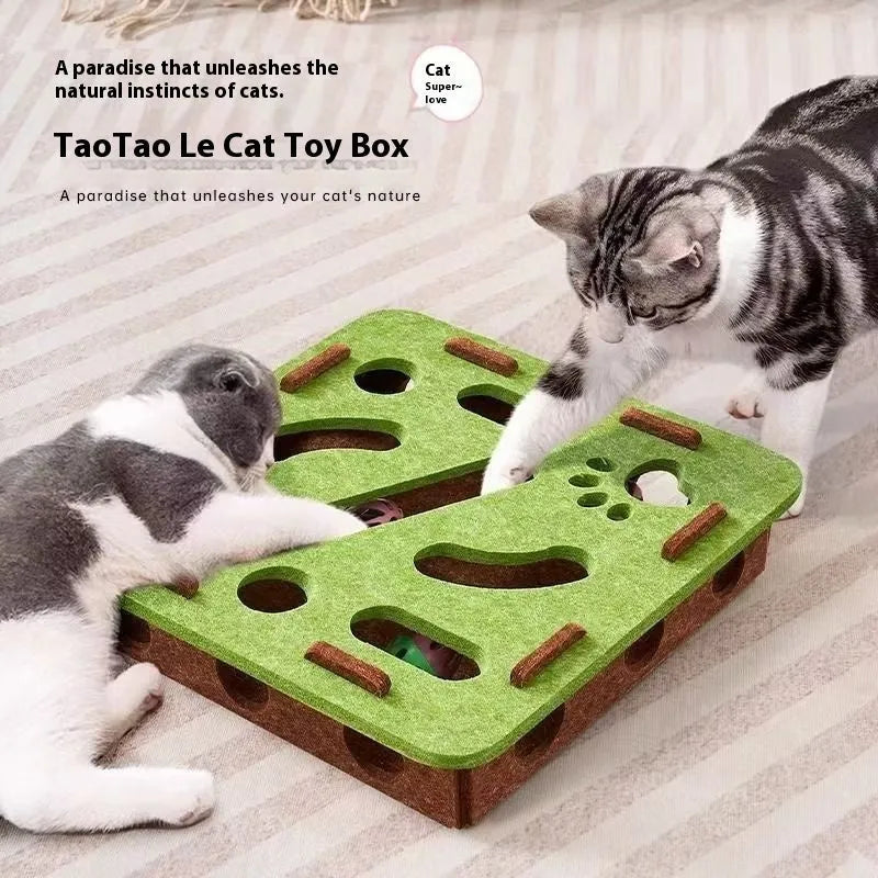 Green brown felt cat toy box with a hole for interactive play, measuring 30 cm square.