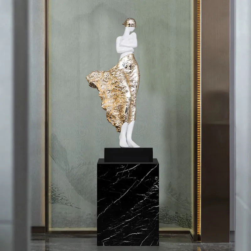 Light luxury modern simplicity sculptured ornament 48cm height in metallic finish