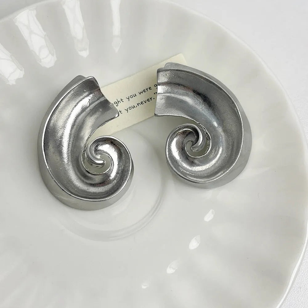 Geometric retro ear studs in gold and silver colours, 5cm alloy earrings
