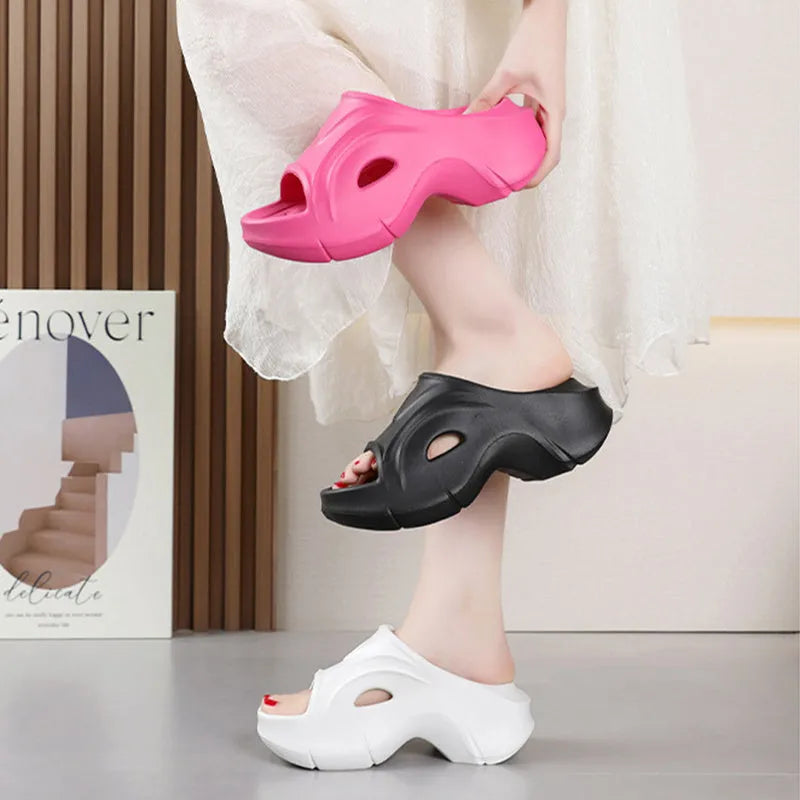 Women's thick-soled EVA beach slippers in black, white and rose red colours