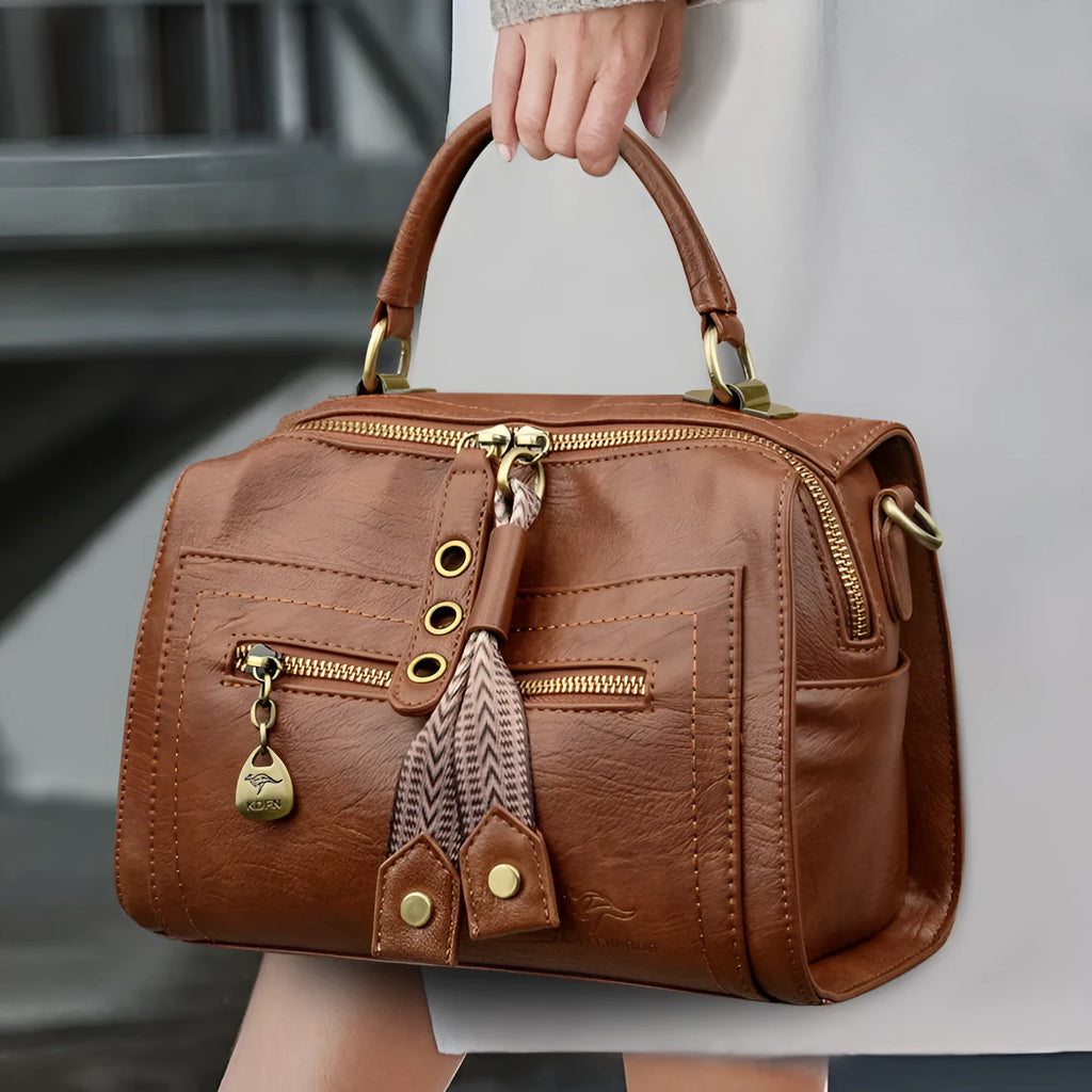 Women's one-shoulder crossbody bag in soft PU leather with sandwich pockets, horizontal square shape