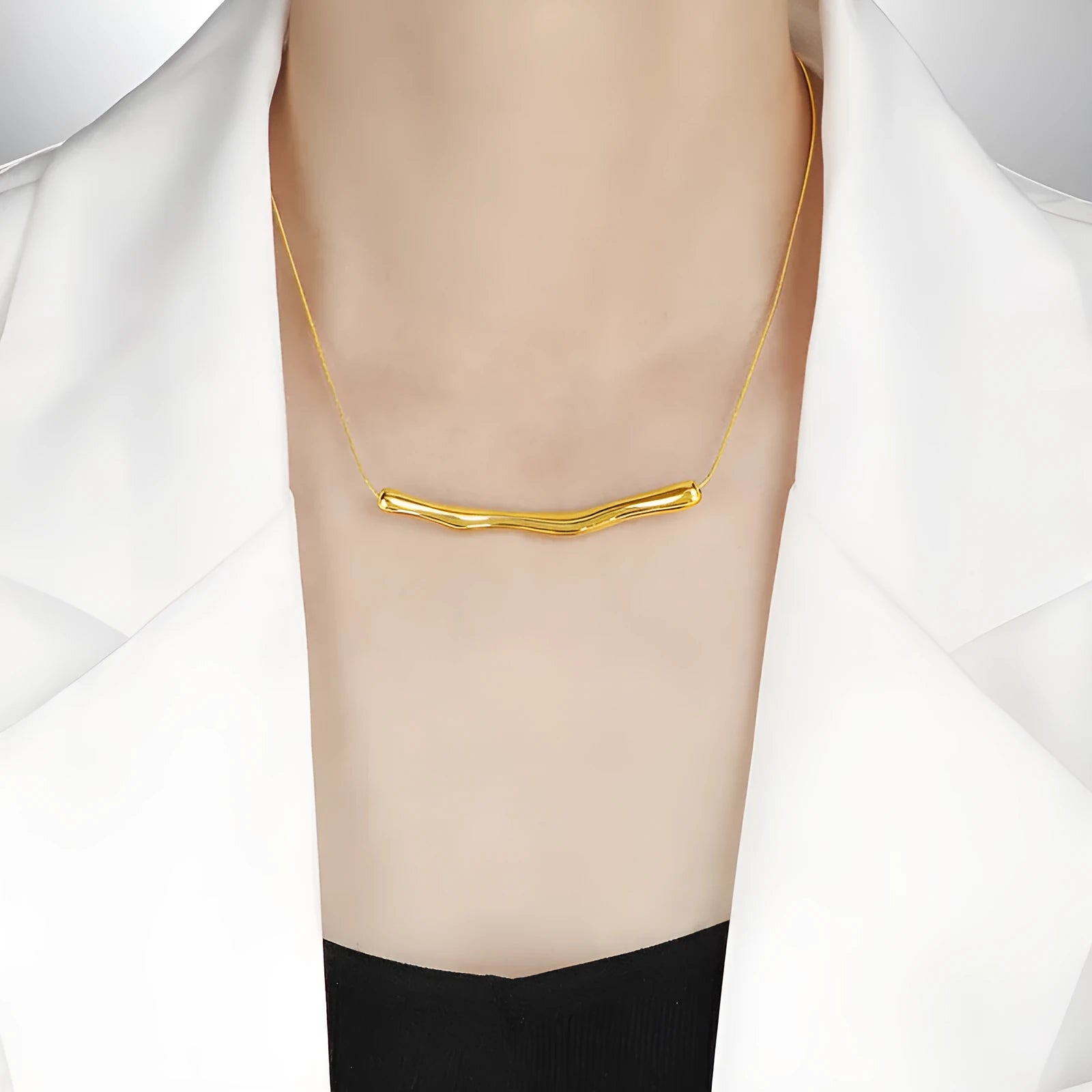 Women's titanium steel necklace with irregular pleated design in gold or steel electroplated finish