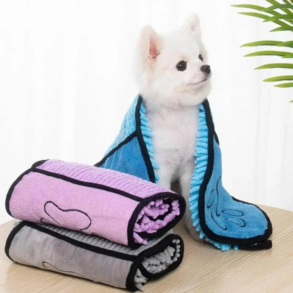 Pet bath towel for dogs and cats measuring 62cm by 23cm in fibre absorbent material