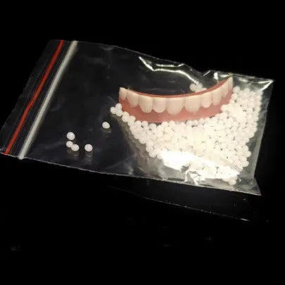 Silicone simulation smile dentures tooth socket set with upper and lower teeth in colour box