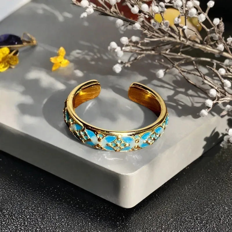 Adjustable copper gourd ring with zircon inlay in vintage oil dripping style