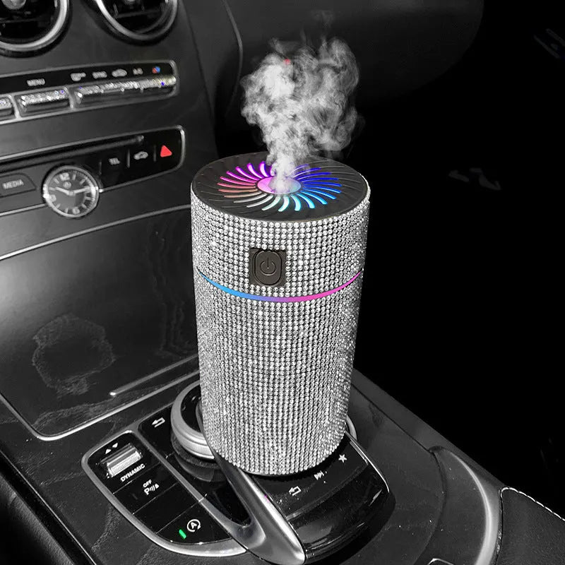 Compact car-mounted air purification humidifier in diamond colours with USB power cable