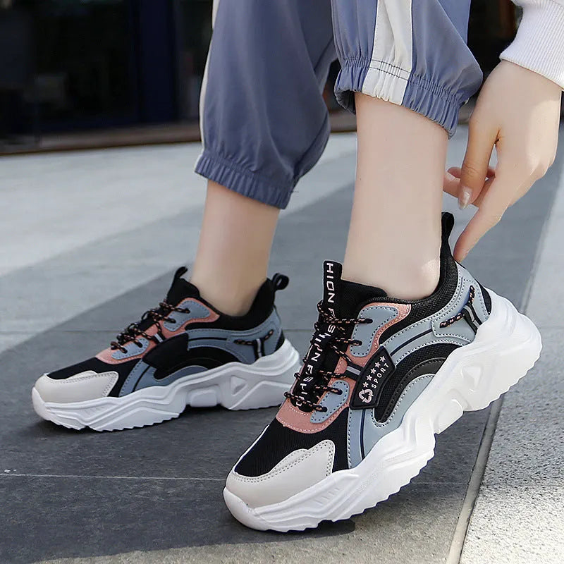 Women's white thick-soled casual sports shoes with mesh upper and round toe