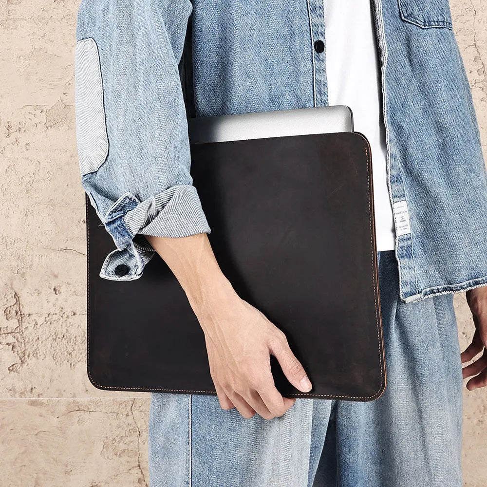 Brown crazy horse leather computer liner bag for horizontal laptop organisation and protection