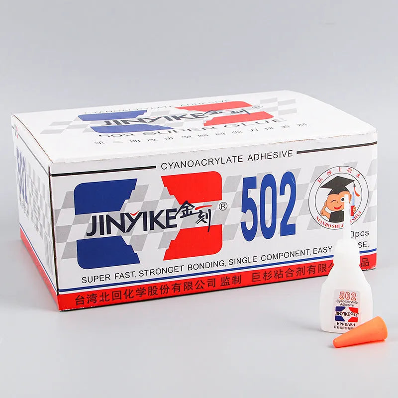 Instant strong adhesive glue patch for shoe repair in 3g or 8g format