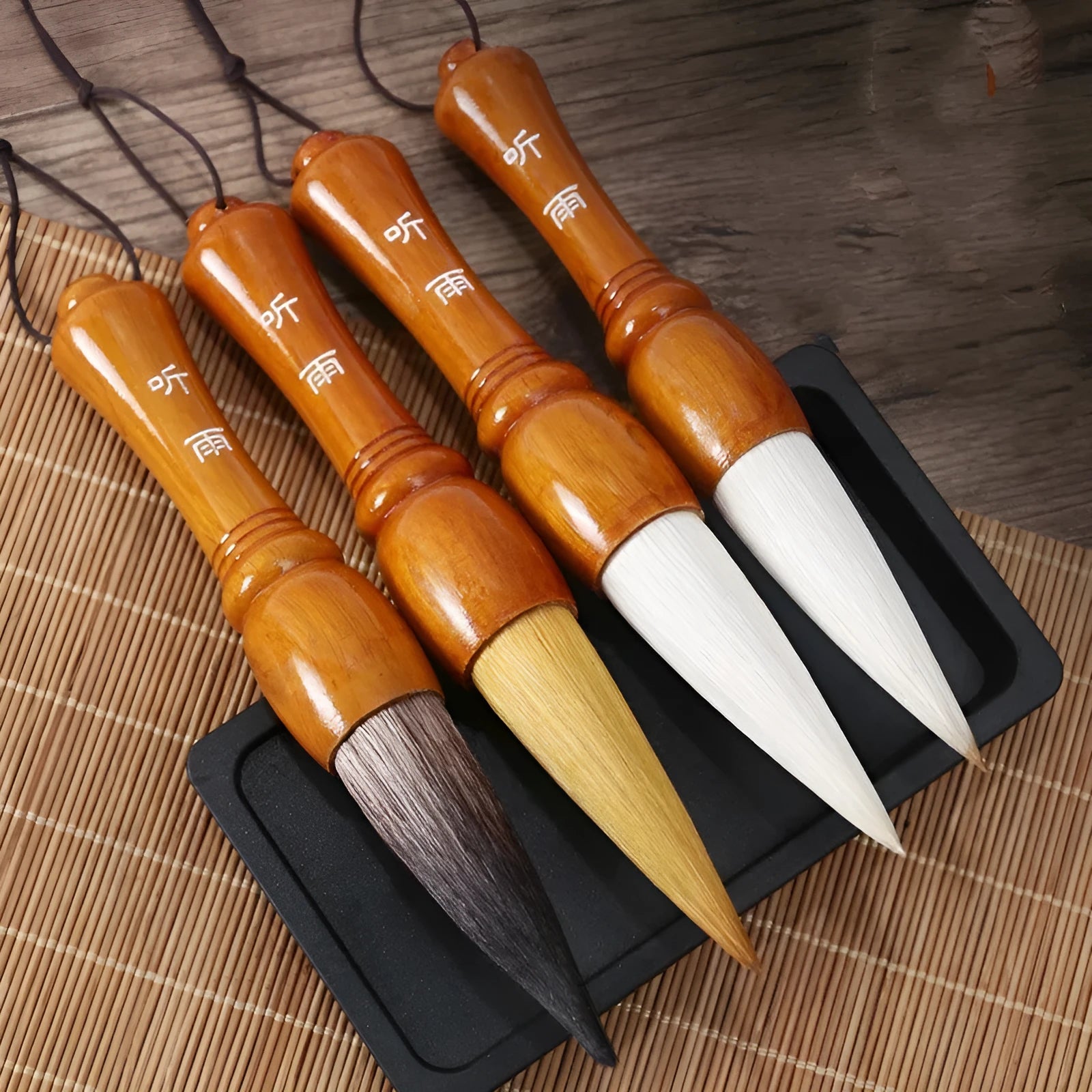 Large traditional Chinese wrist calligraphy brush with wolf and sheep hair bristles for ink painting