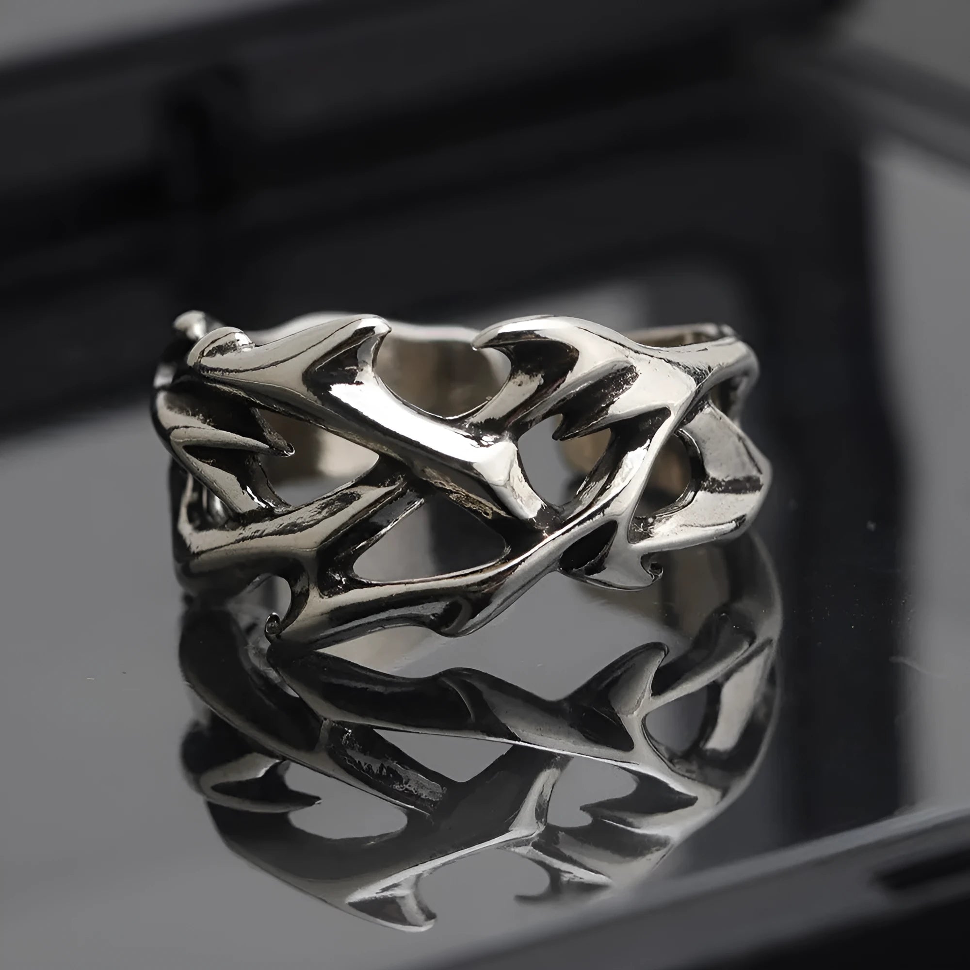 Copper geometric thorn flower ring with adjustable opening in J2150 thorns colour
