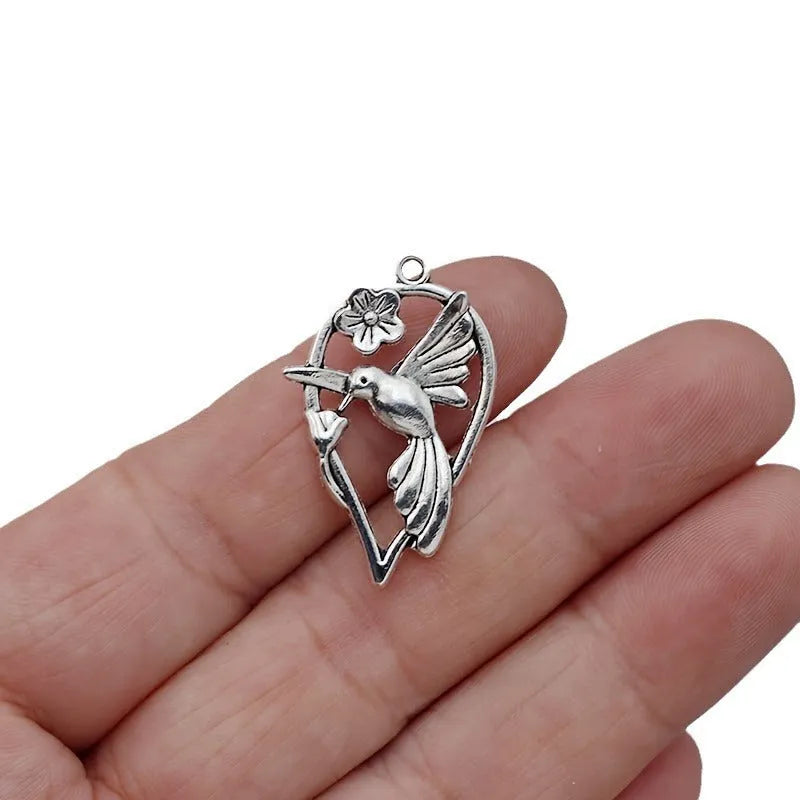 Alloy Magpie bird pattern pendant with electroplated finish for DIY jewellery making