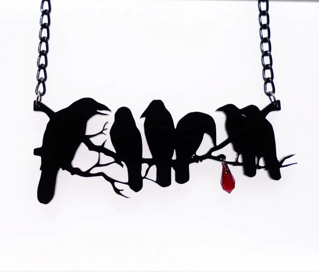 Black crow necklace with electroplated alloy chain and animal zodiac modelling for gothic fashion