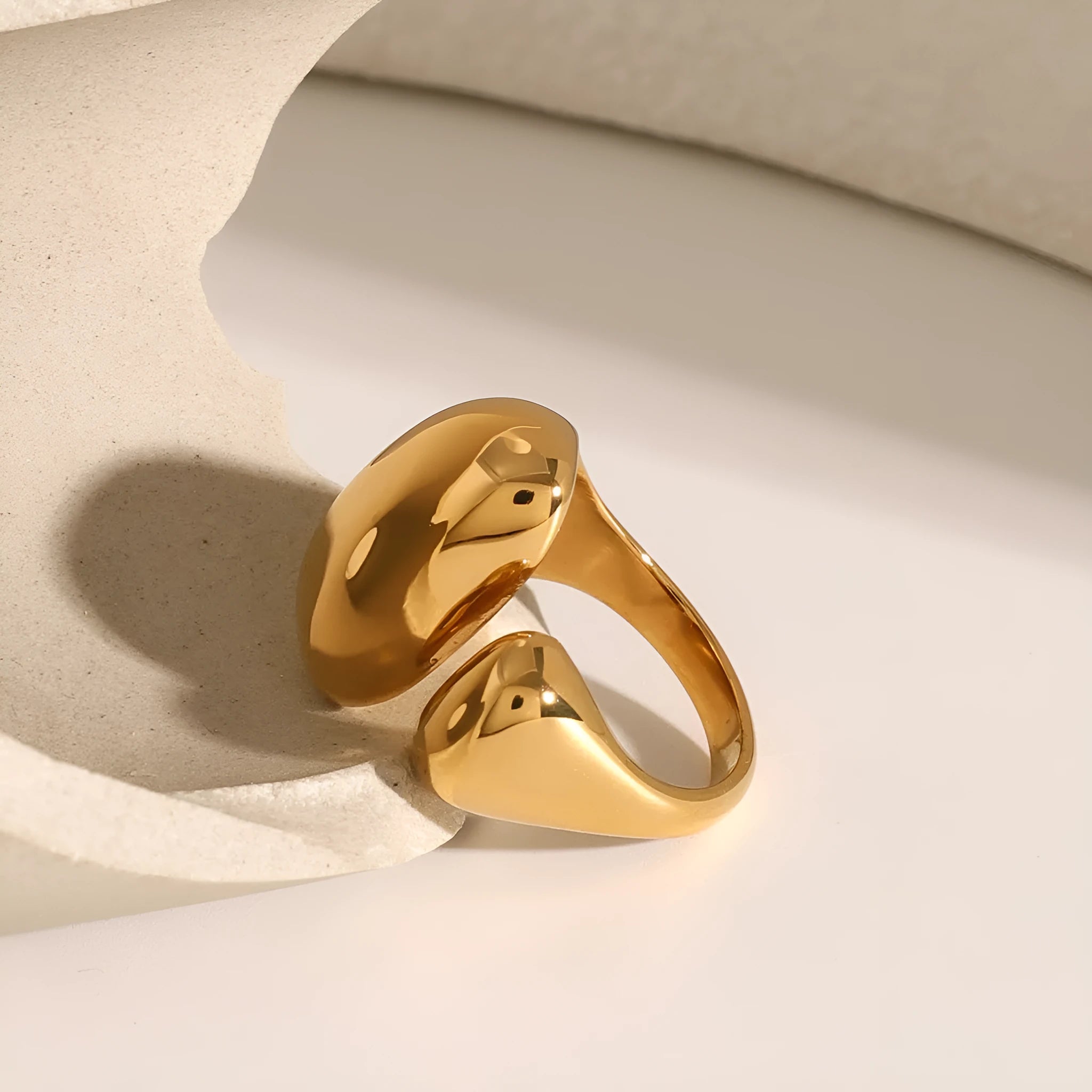Women's stainless steel geometric open ring with exaggerated European American style