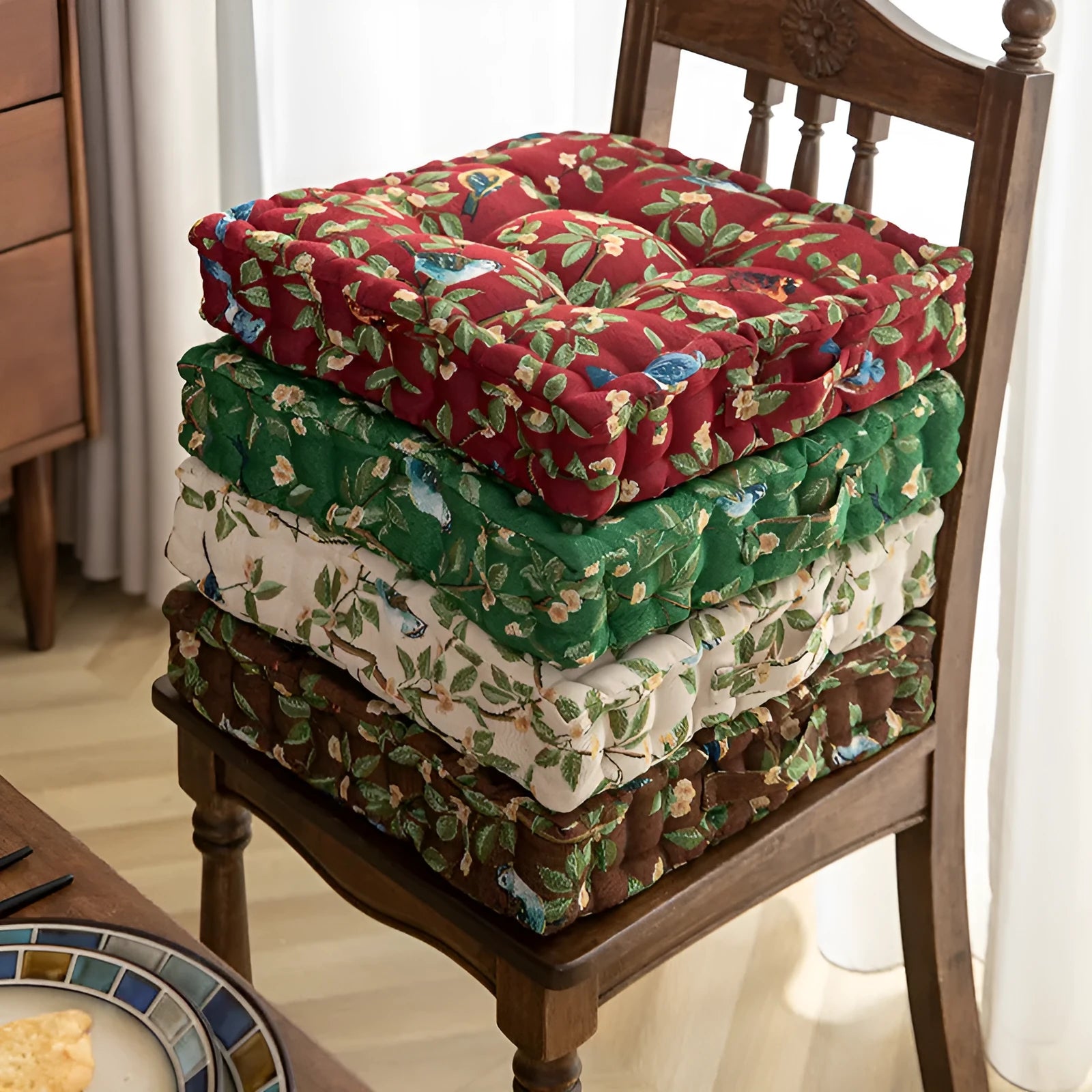 American dining chair back cushion with floral bird pattern, 40×40×8cm dimensions