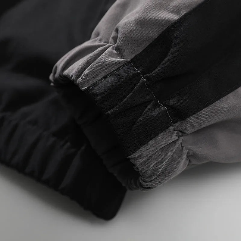 Men's casual jacket with contrast stitching and side seam pockets in black colour