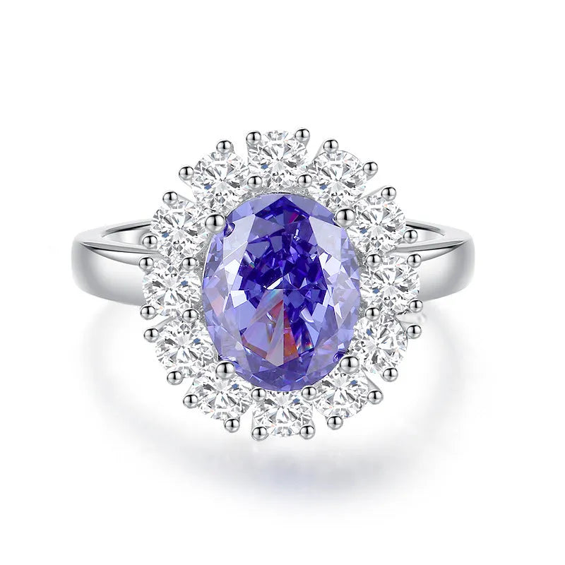 Heart-shaped high carbon diamond-cut ice flower zircon stone in a women's 925 sterling silver ring.