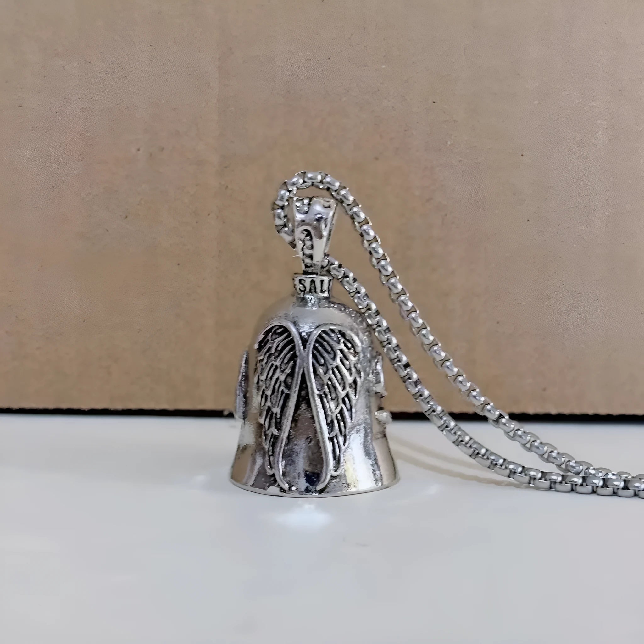 Vintage white angel wings necklace and matching keychain set with electroplated alloy finish