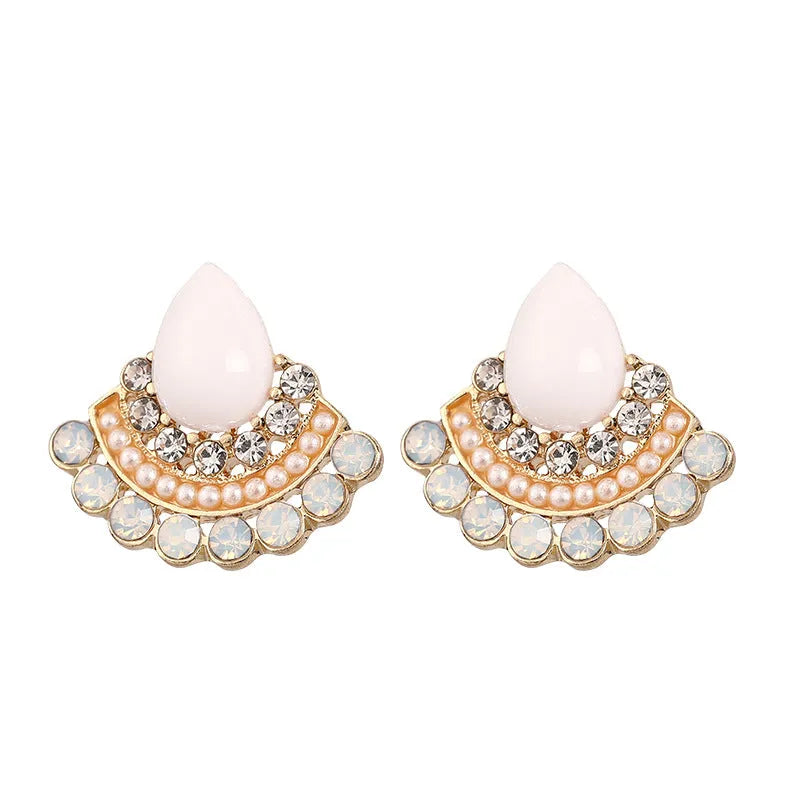 Women's geometric fan-shaped earrings with opal and rhinestone details in silver electroplated alloy