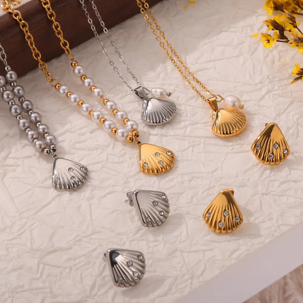 French vintage shell jeweled pendant necklace with titanium steel chain and freshwater pearl bead