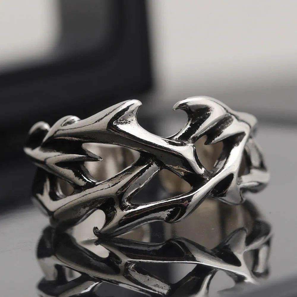 Copper geometric thorn flower ring with adjustable opening in J2150 thorns colour