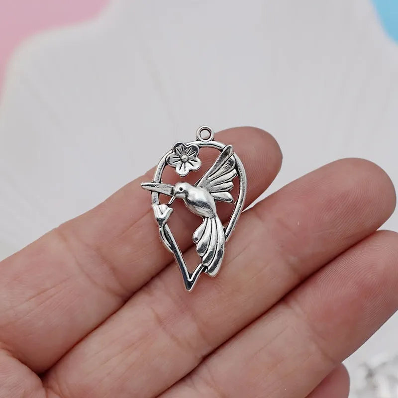 Alloy Magpie bird pattern pendant with electroplated finish for DIY jewellery making