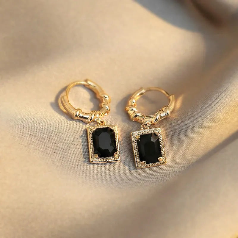 Geometric black zircon copper earrings with quadrilateral shape and retro French Court design