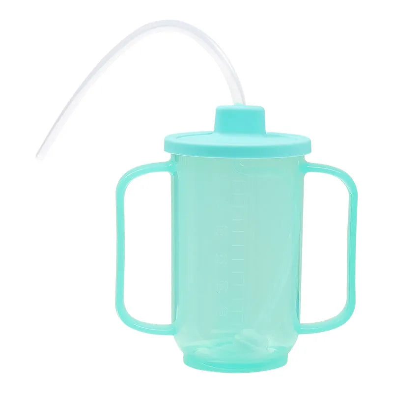 Oblique mouth bedside drinking cup with handle and lid for elderly and pregnant women