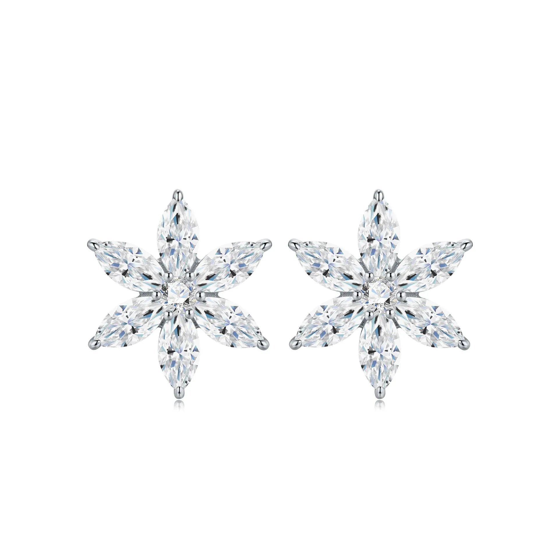 Moissanite 925 silver flower shape unisex earrings with advanced sense design
