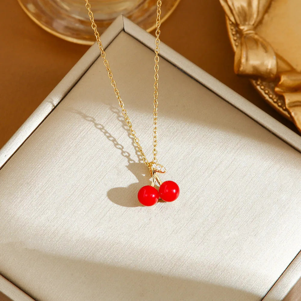 Golden pepper pendant necklace on O-ring chain with titanium steel construction