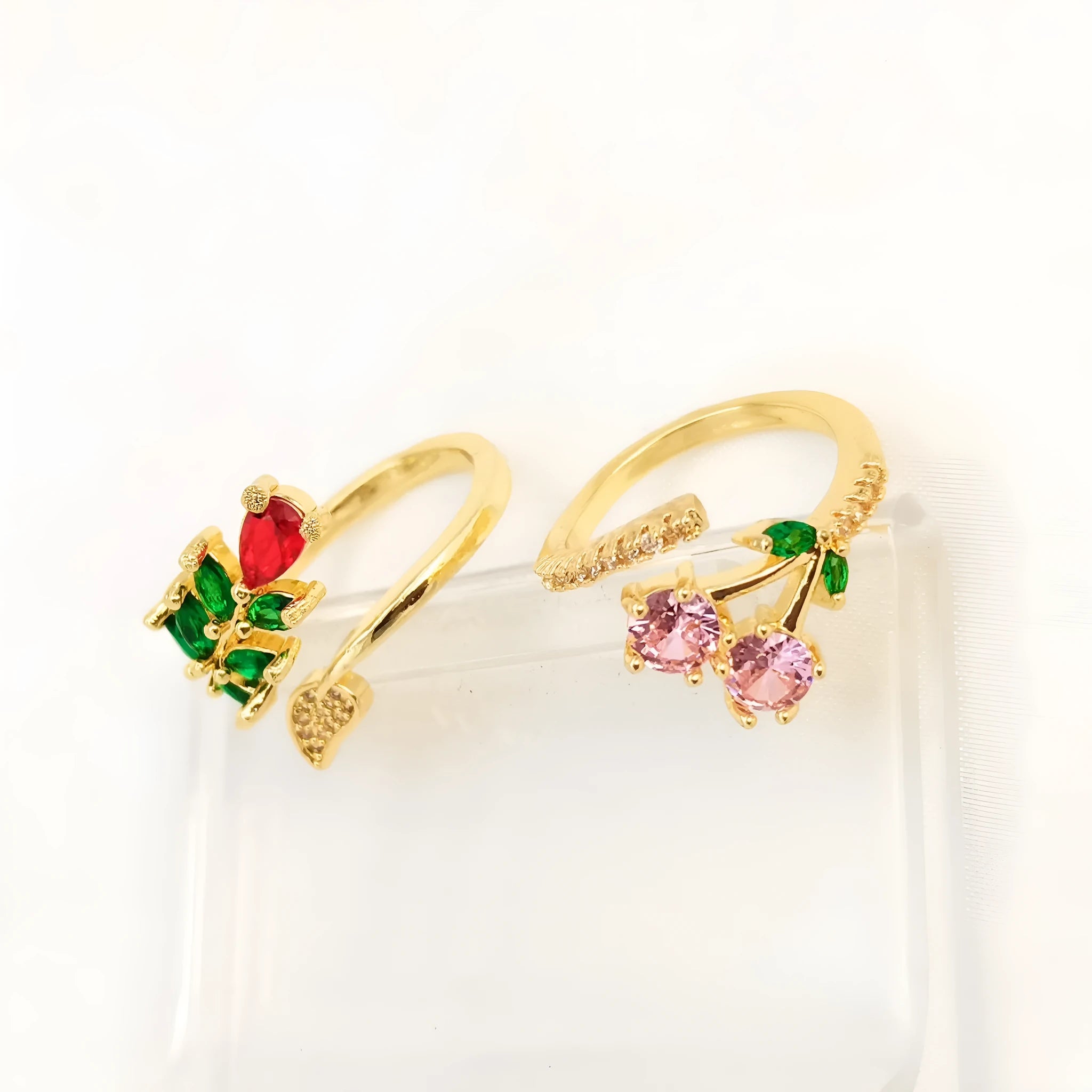 Copper geometric open ring with micro-inlaid zircon leaf pattern in national style design