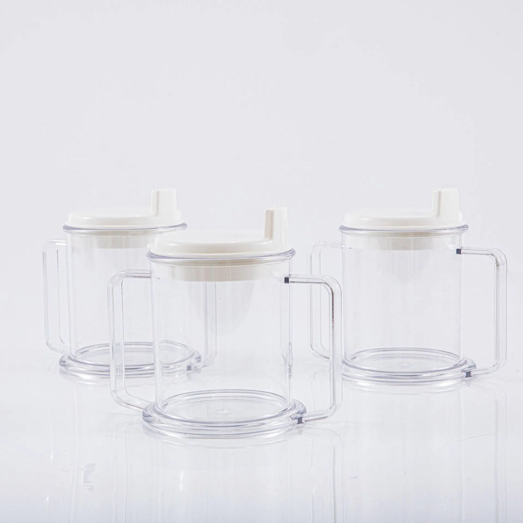Transparent plastic drinking cup with spill-proof lid showing 301-400ml capacity