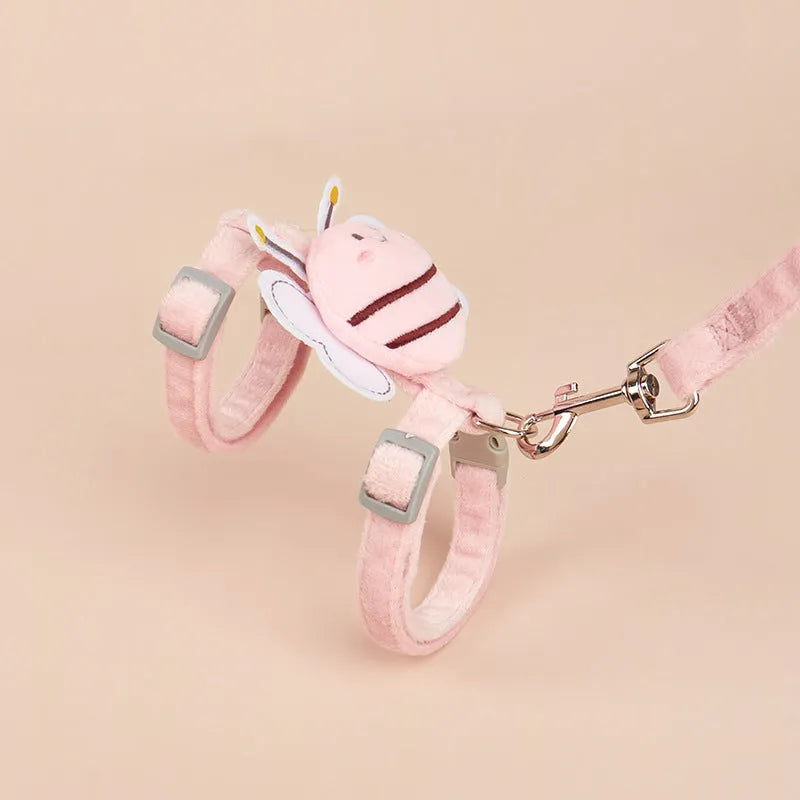 Bee-shaped cat rope leash in blue, pink or yellow with adjustable sizing