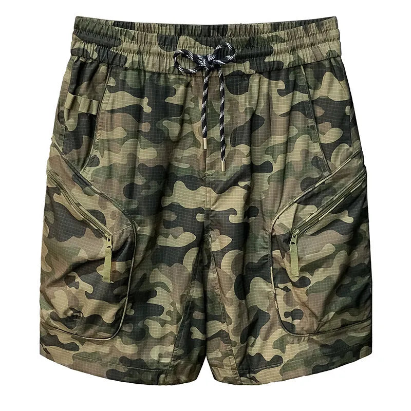 Men's camouflage cargo shorts with quick-dry cotton blend fabric and loose fit design