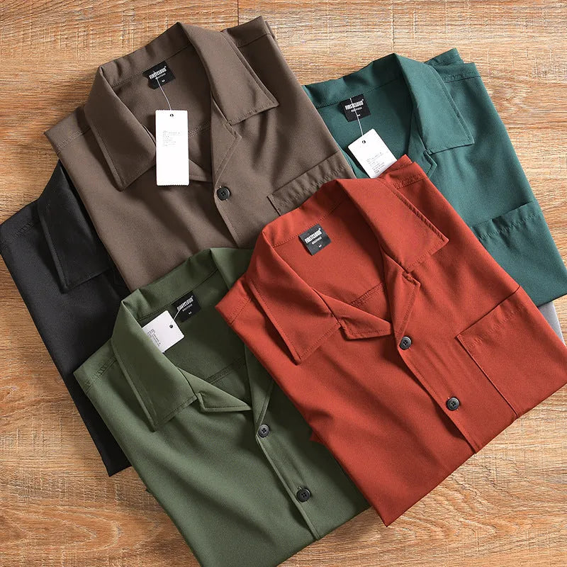 Men's lightweight loose fit short sleeve shirt in pure cotton polyester blend