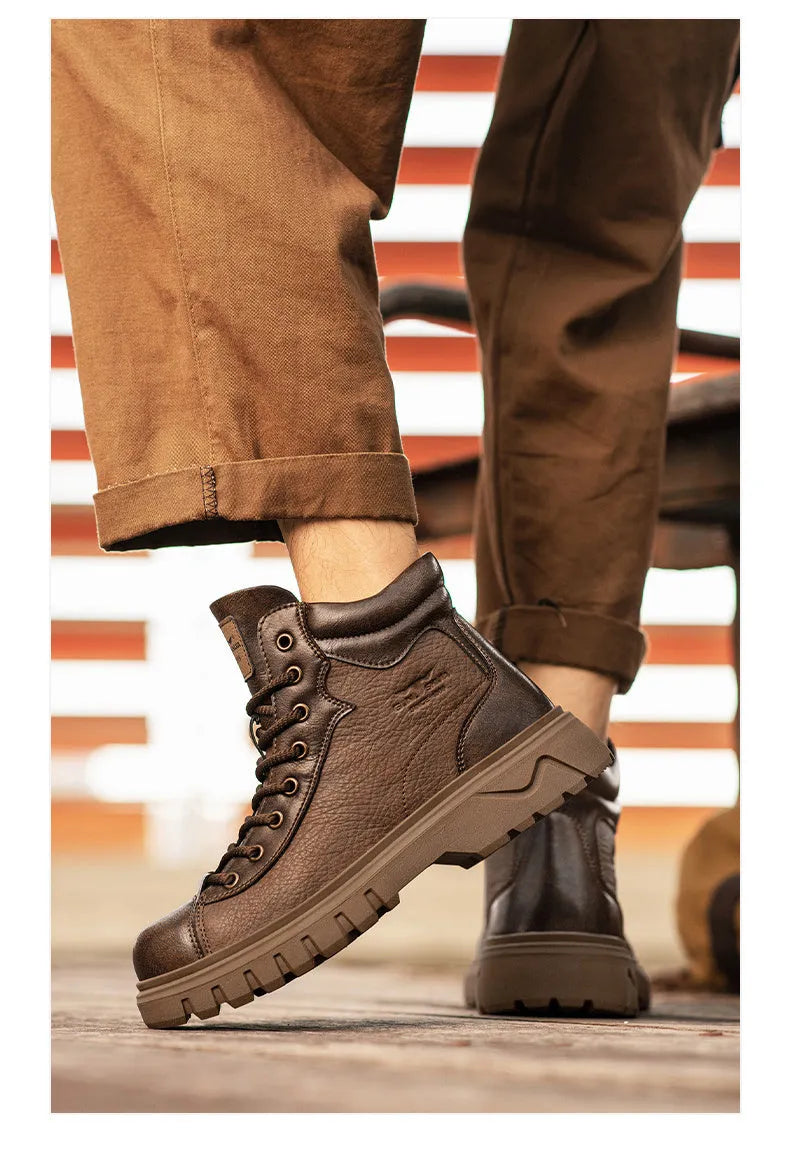 Men's high-top platform working boots in black PU leather with lace-up closure and rubber sole