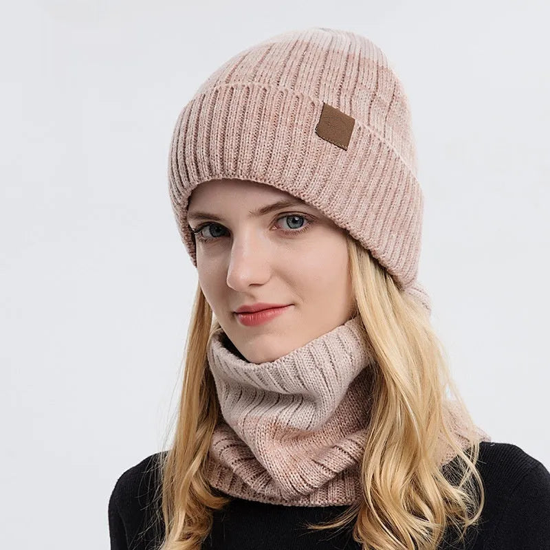 Outdoor fleece-lined thickened winter hat in dome crown style with matching neck warmer, available in multiple colours