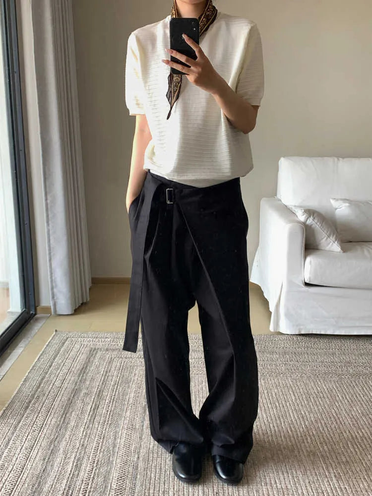 Black straight-leg trousers with adjustable waist and single pleat design in Tencel cotton blend fabric
