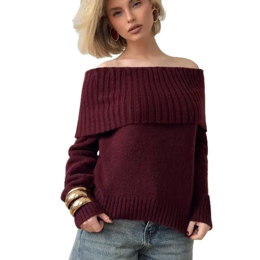 Grey off-the-shoulder sweater with 3D pattern and strapless V-neck design